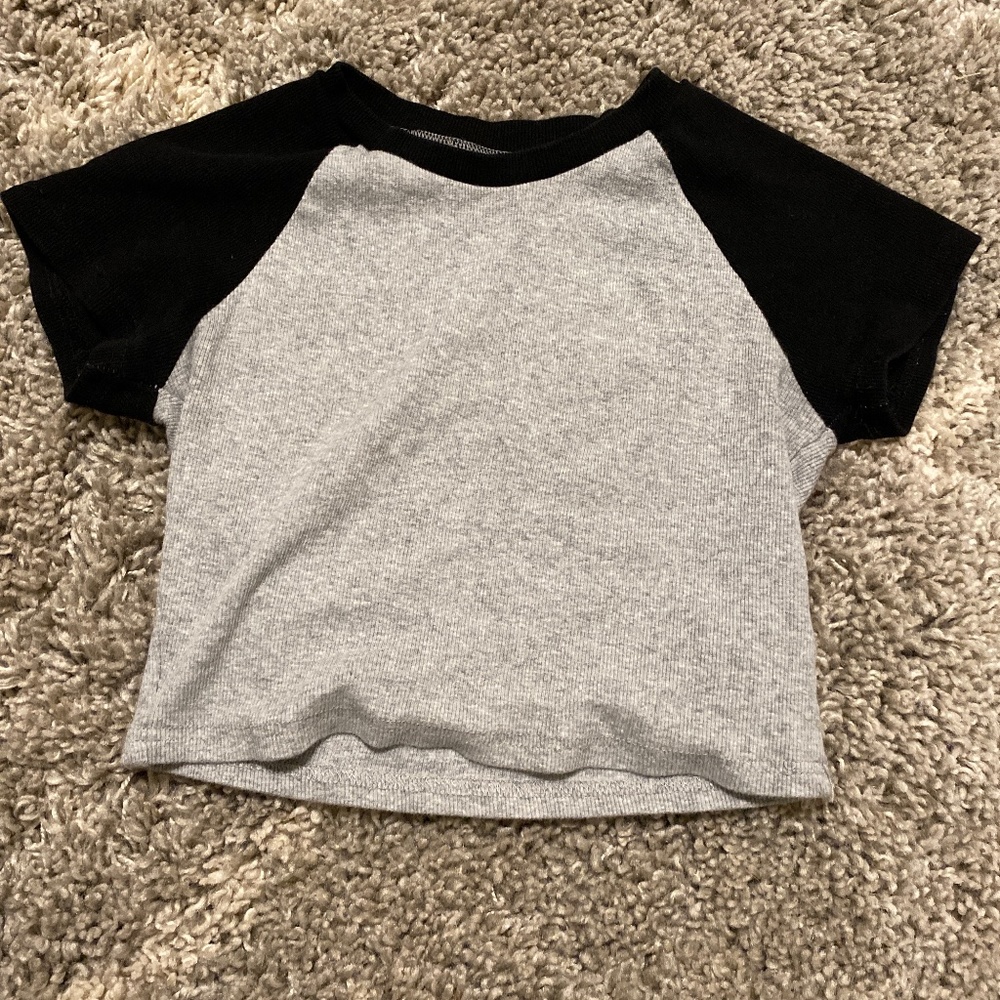 Ribbed Cropped tight fit tee